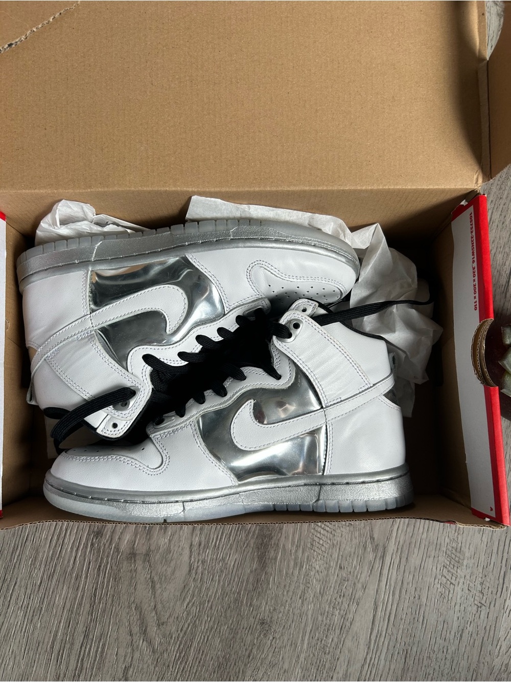 Nike Dunk High SE Chrome White Silver Sneakers - Women's 6